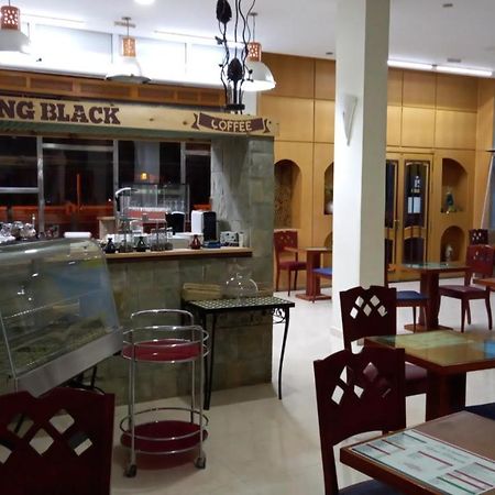 Ryad Tetouan Aeroport Экстерьер фото